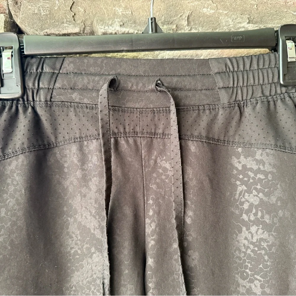 Barco One black snakeskin jogger scrub set S - Picture 6 of 9